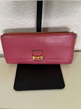Chloe Pink Bow Accent Wallet